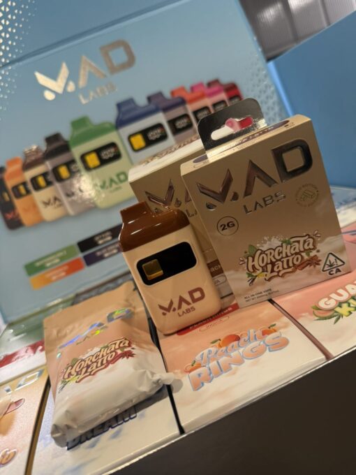 MAD LABS 2G Disposable Vape | THCp & Live Resin