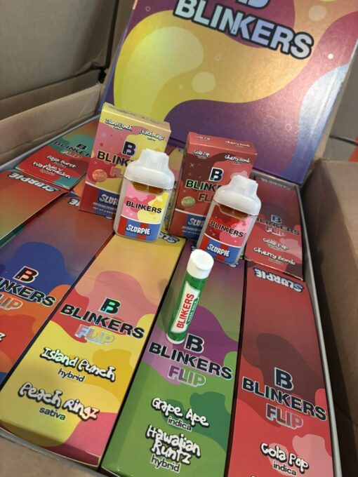 Blinkers Flip Slurpie Edition 2G Dual Chamber Disposable with Hash Hole Blinkers Flip Slurpie Edition 2G Dual Chamber Disposable with Hash Hole
